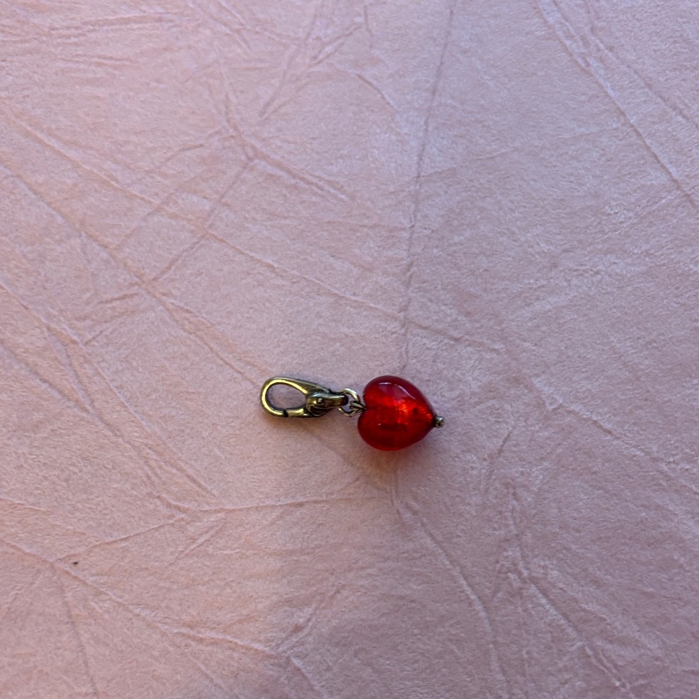 Kay Jewelers Red Heart Charm with Silver Clasp - Picture 2 of 3